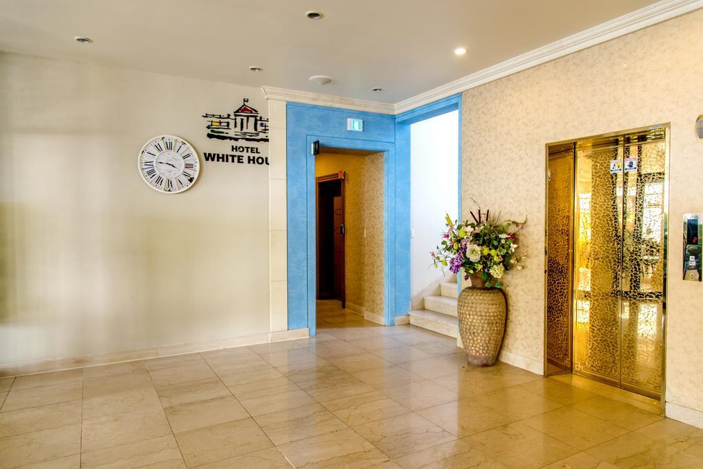 Hotel White House Jeju Exterior foto